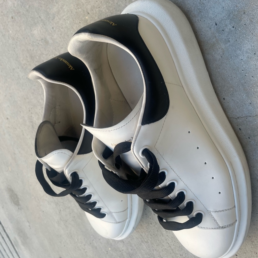 Alexander McQueen,size 9